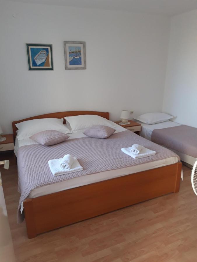 Apartments Smiljana Mucic Makarska Esterno foto